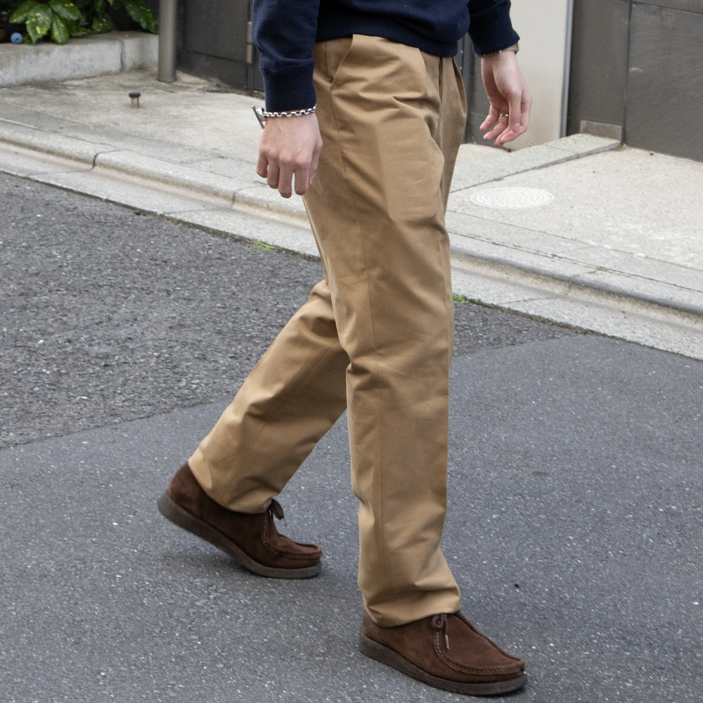 チノトラウザーズ